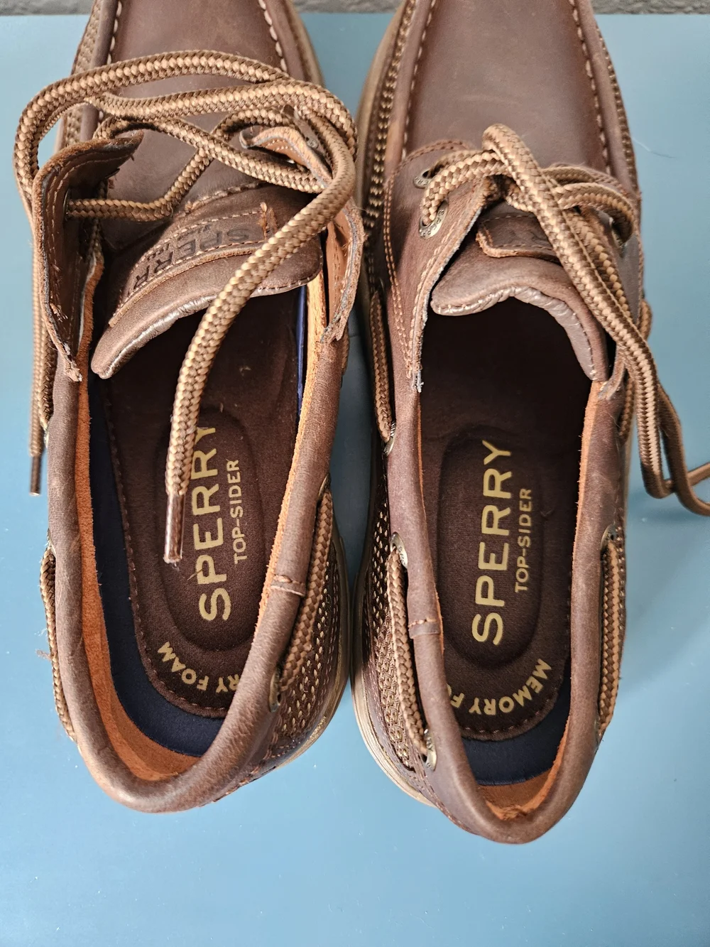 Sperry Men's Brown Leather Boat Shoes - Classic Lace-Up